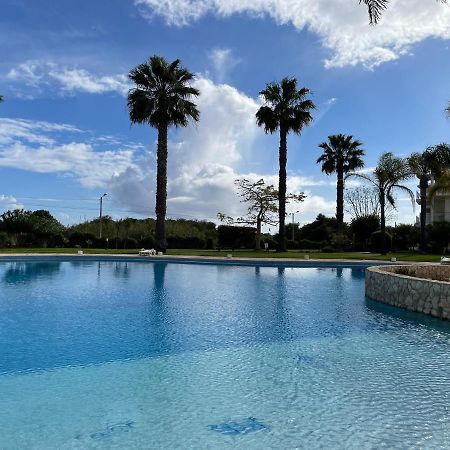 Vila Praia 7 - Beach & Pool Apartment Алвор Екстериор снимка