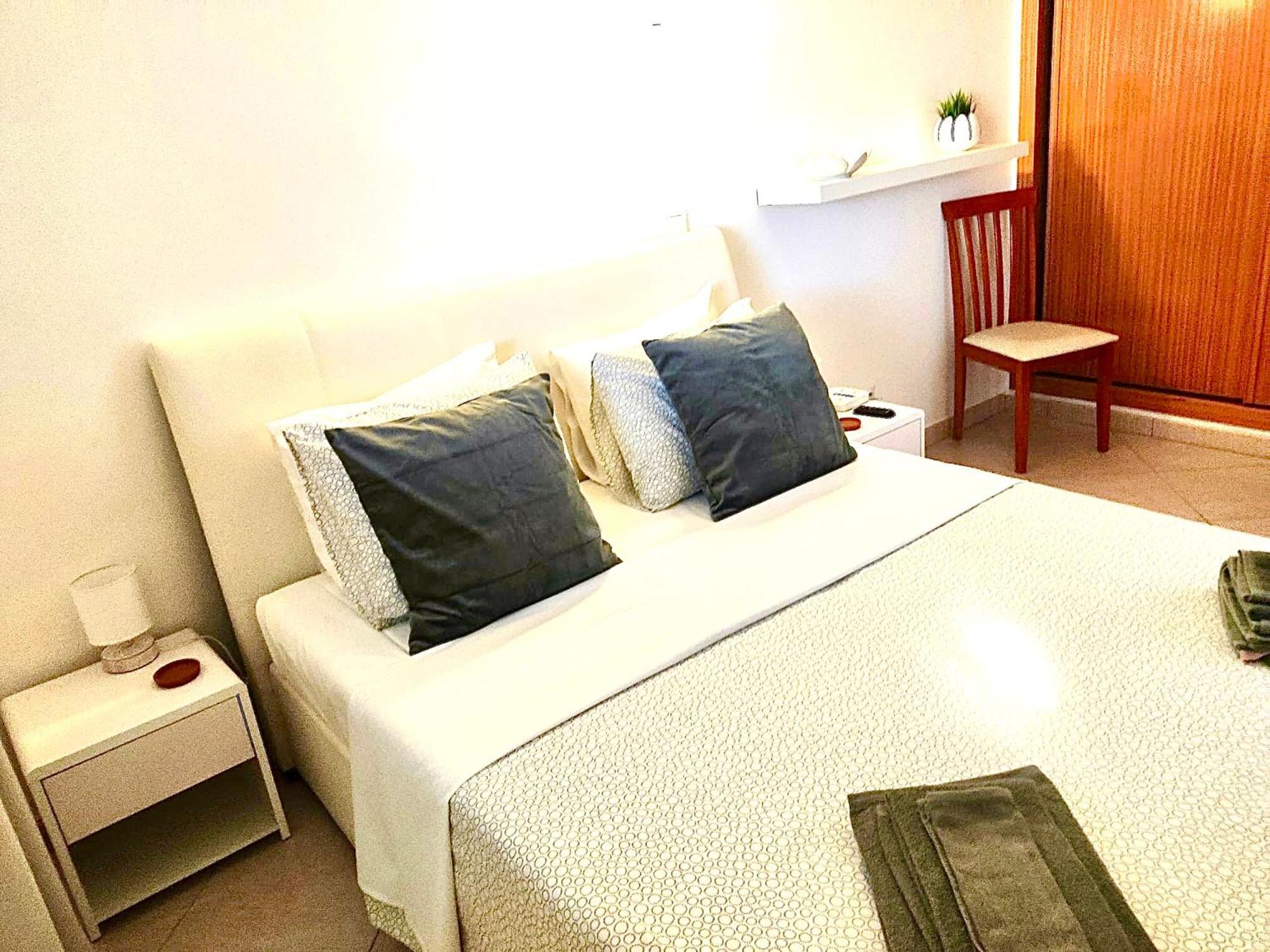 Vila Praia 7 - Beach & Pool Apartment Алвор Екстериор снимка